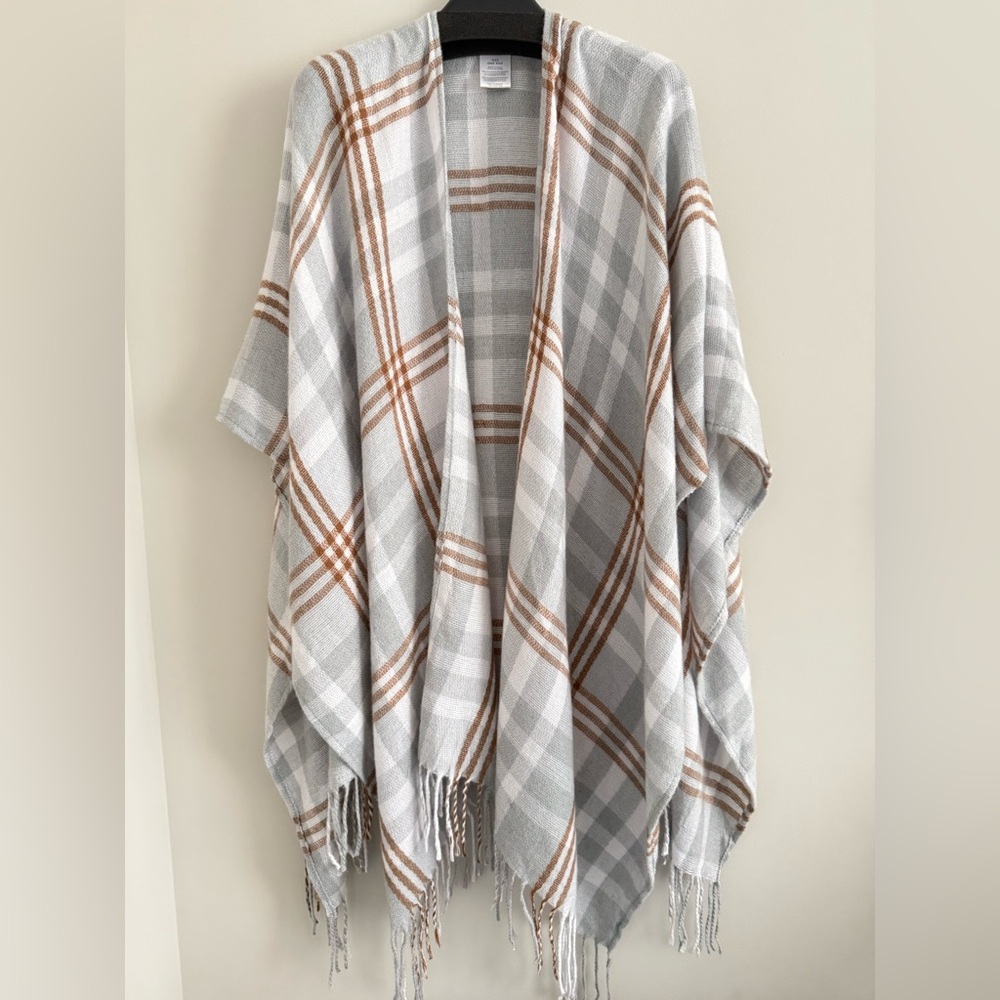 Three Dots Gray and Brown Plaid Wrap
